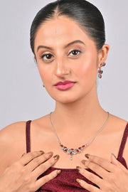 23.40/GM GARNET / ZIR NACKLES (1650)